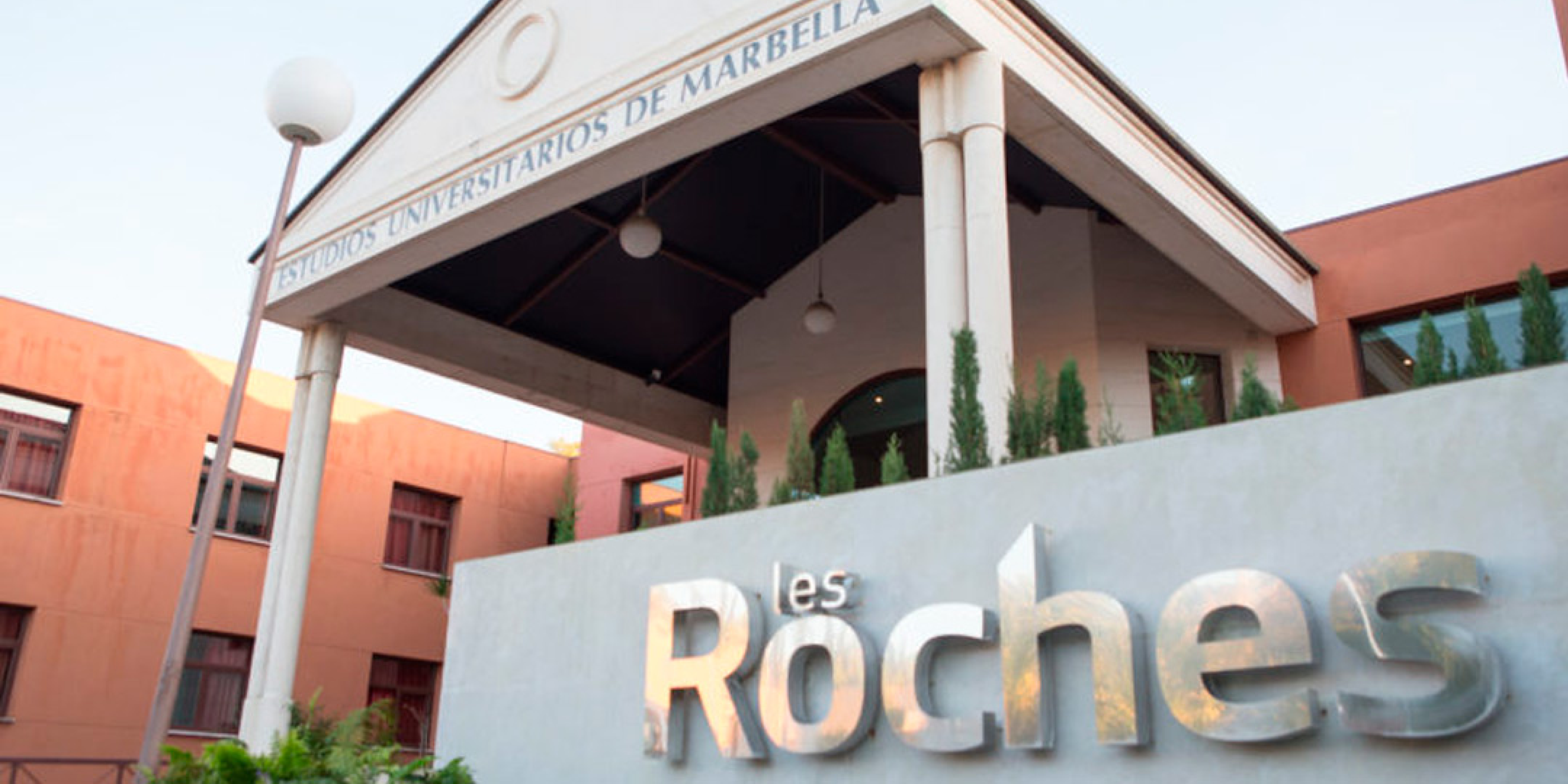 Les Roches